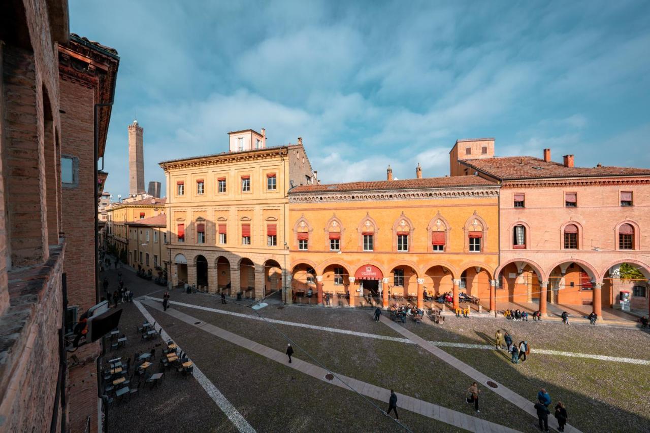 Piazza Santo Stefano Con Vista Leilighet Bologna Eksteriør bilde