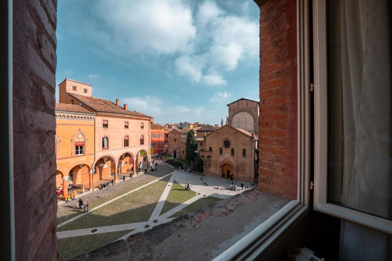 Piazza Santo Stefano Con Vista Leilighet Bologna Eksteriør bilde