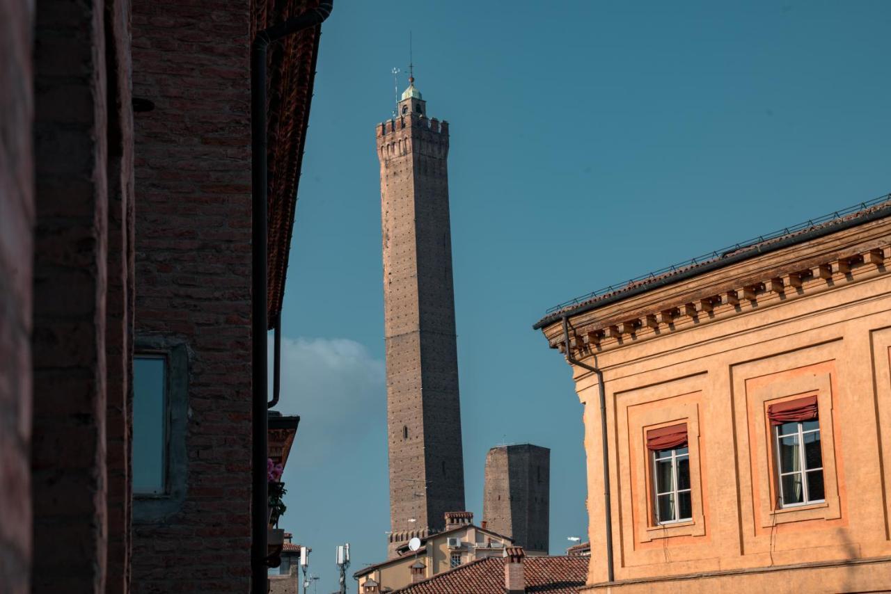 Piazza Santo Stefano Con Vista Leilighet Bologna Eksteriør bilde